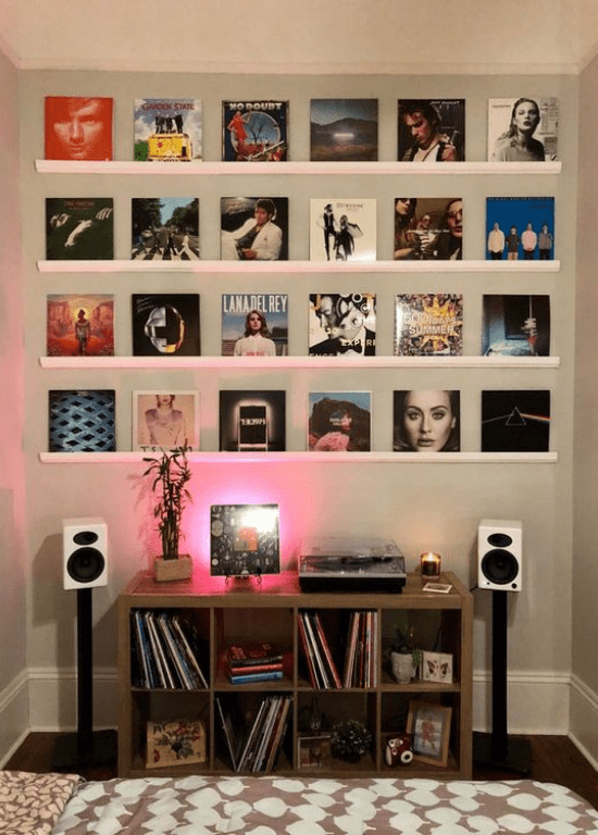 25 Creative DIY Vinyl Storage Idea for Easy Organizing