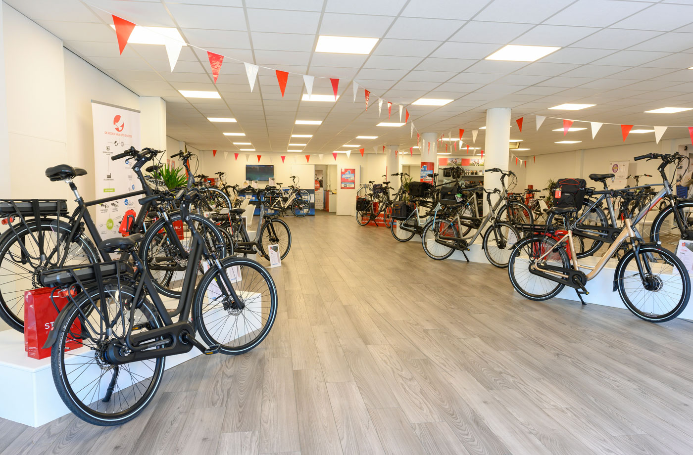 Fietsenwinkel Den Bosch » E-Bike Testcenter - Stella
