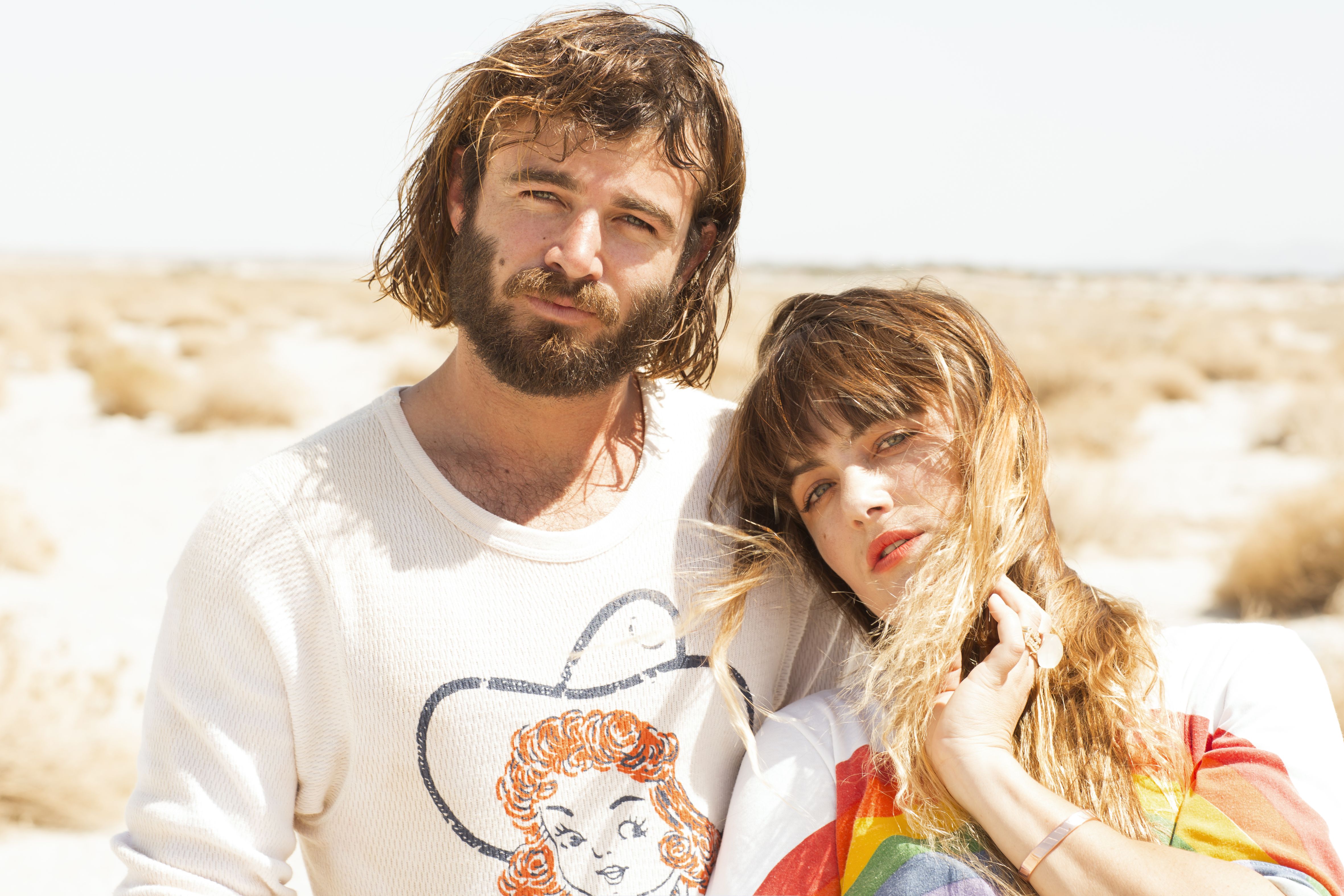 Premiere Watch Angus & Julia Stone’s European Tour Videos AWOL