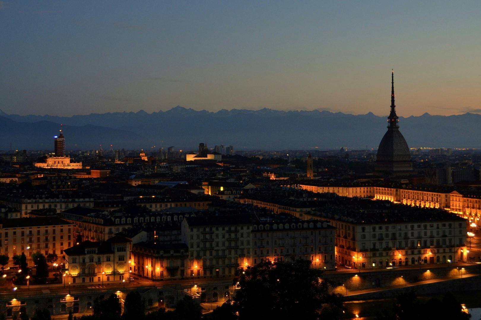 Turin: Guided Evening Walking Tour