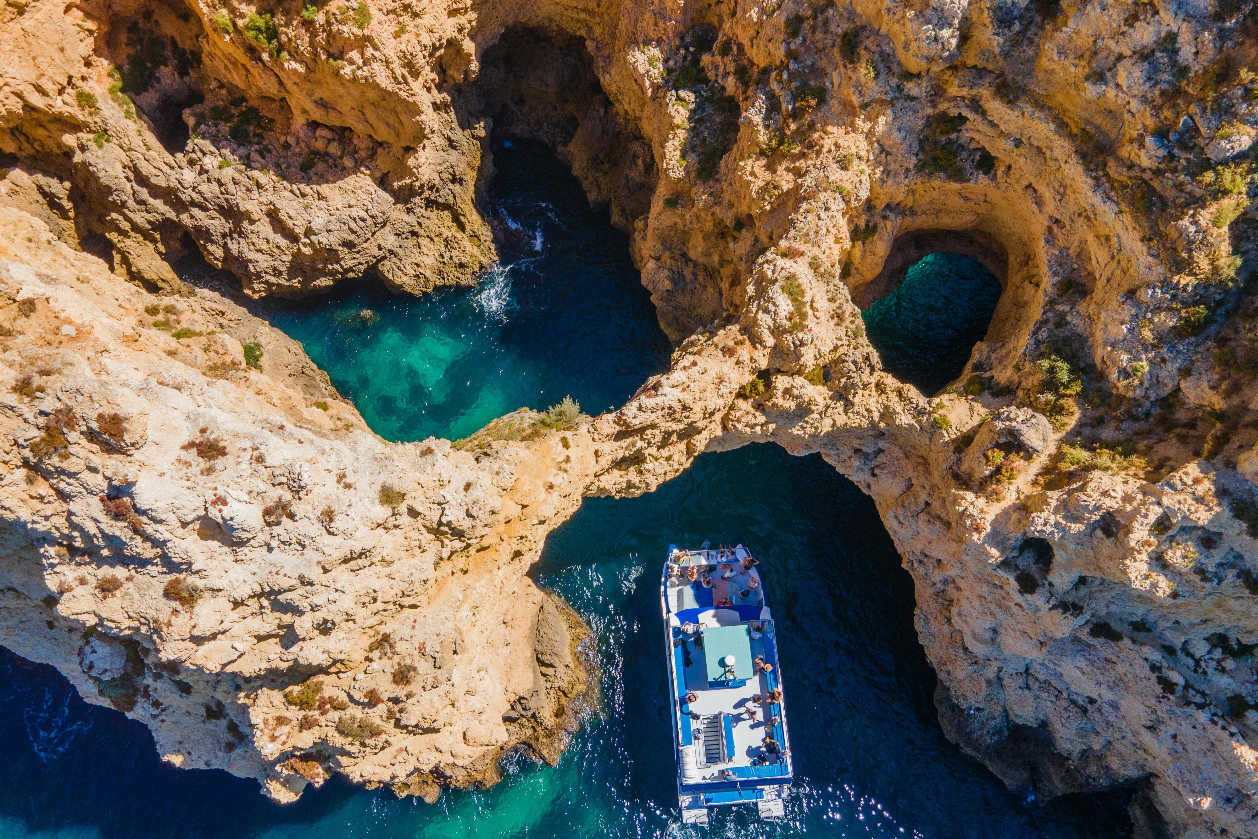 Ponta da Piedade Caves: 2.5-Hr Costal Cruise Tour from Lagos