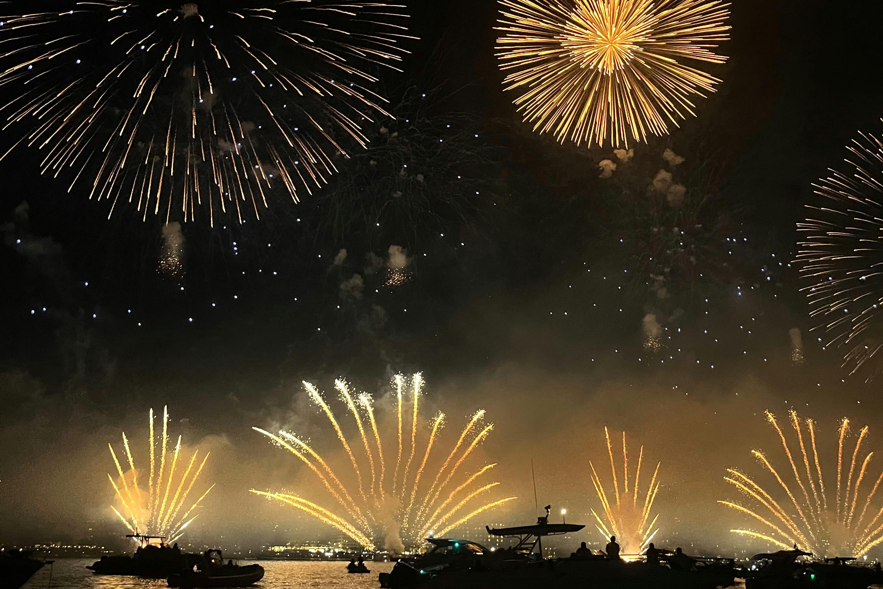 Lérins Islands: 2.5-Hr Fireworks Cruise from Cannes
