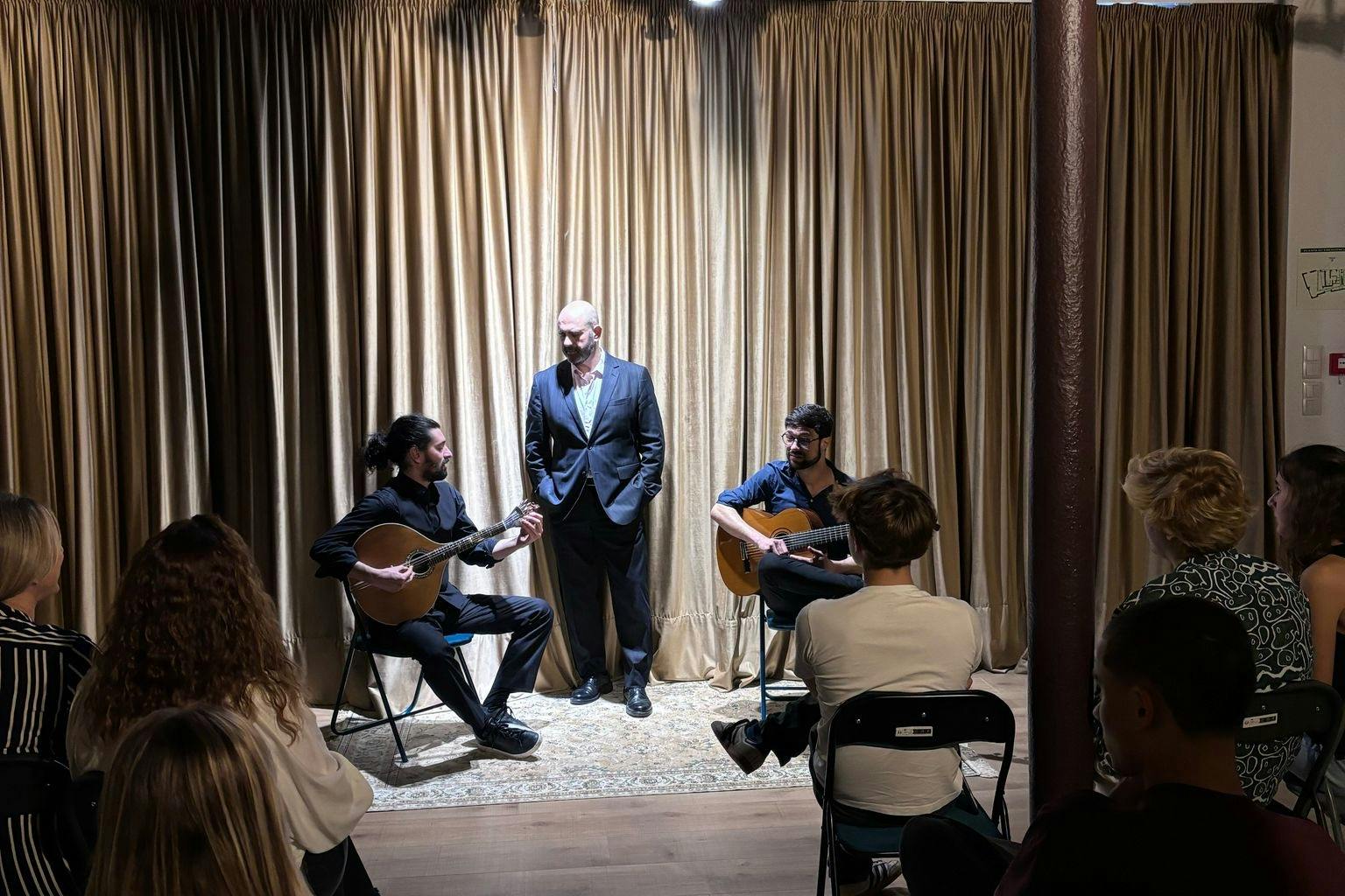 Lisbon: Live Fado Show with Port Wine