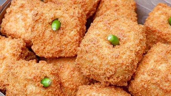 Kalori Tahu Goreng Isi dan Tepung, Berapa Ya?