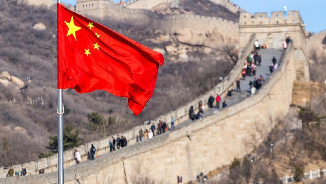 China Bangun Data Center Bertenaga AI Pertama di Luar Angkasa