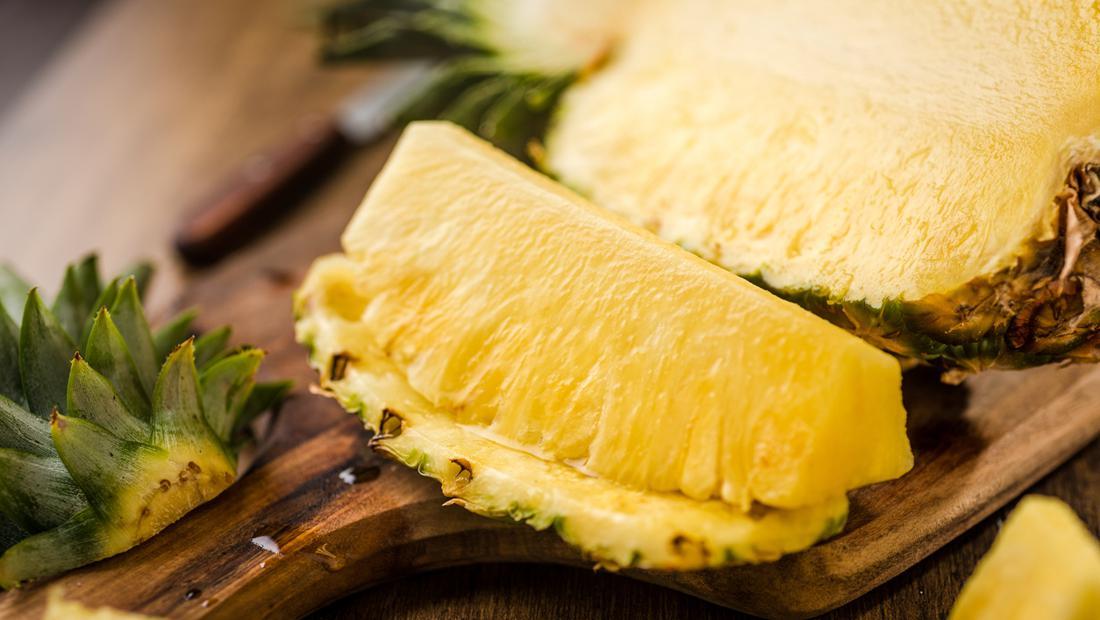 5 Kelompok Orang yang Perlu Berhati-hati Saat Makan Nanas