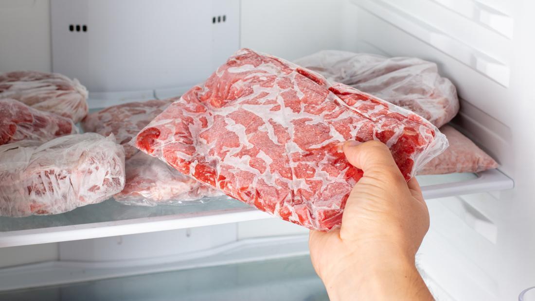 4 Cara Mengecek Kualitas Makanan Beku di Freezer dan Waktu Penyimpanannya