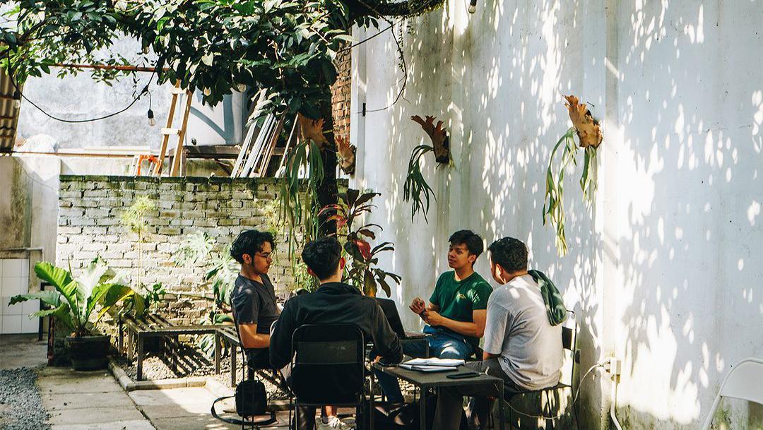 15 Rekomendasi Cafe di Bandung yang Nyaman dan Estetik
