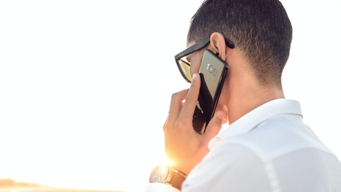 Turis 3 Minggu Keliling Alpen, Kaget Tagihan Roaming Sampai Rp 2,3 Miliar