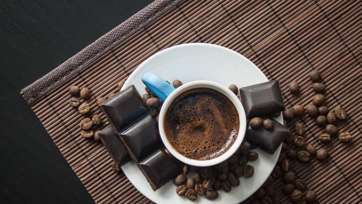 Minum Kopi Campur Cokelat Menyehatkan Jantung, Apa Benar?