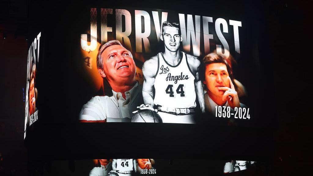 Legenda NBA Jerry West Meninggal Dunia