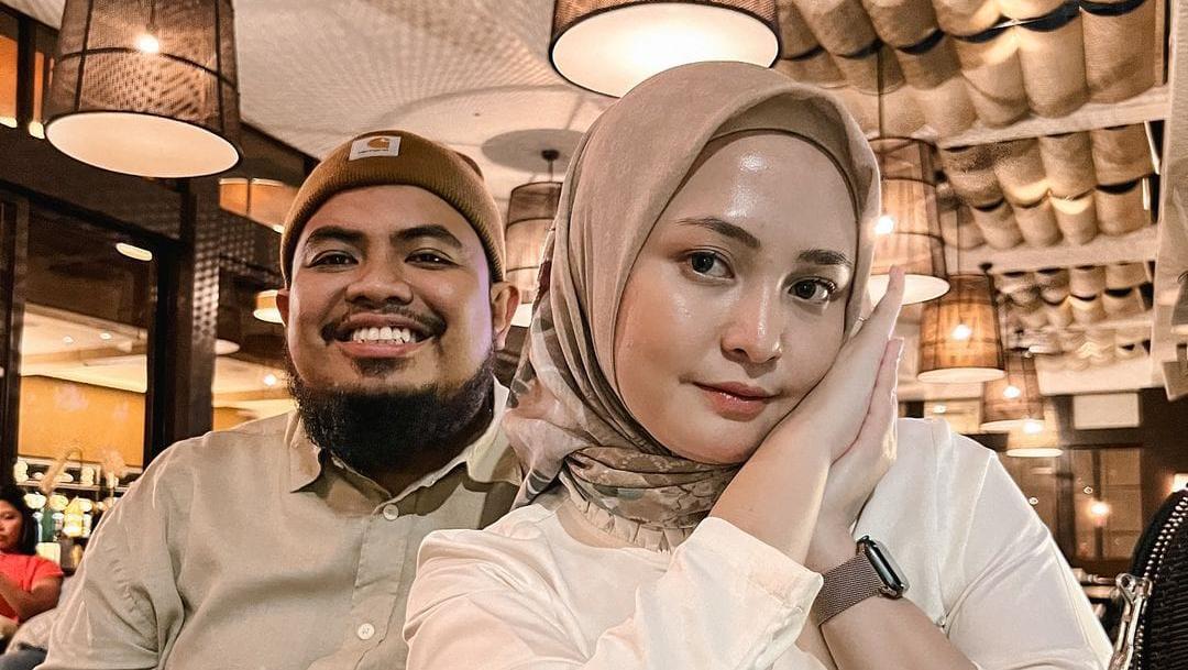 Blak-blakan Rigen Soal Istri Hamil Anak Ketiga: Sebenarnya Sudah Pasang KB