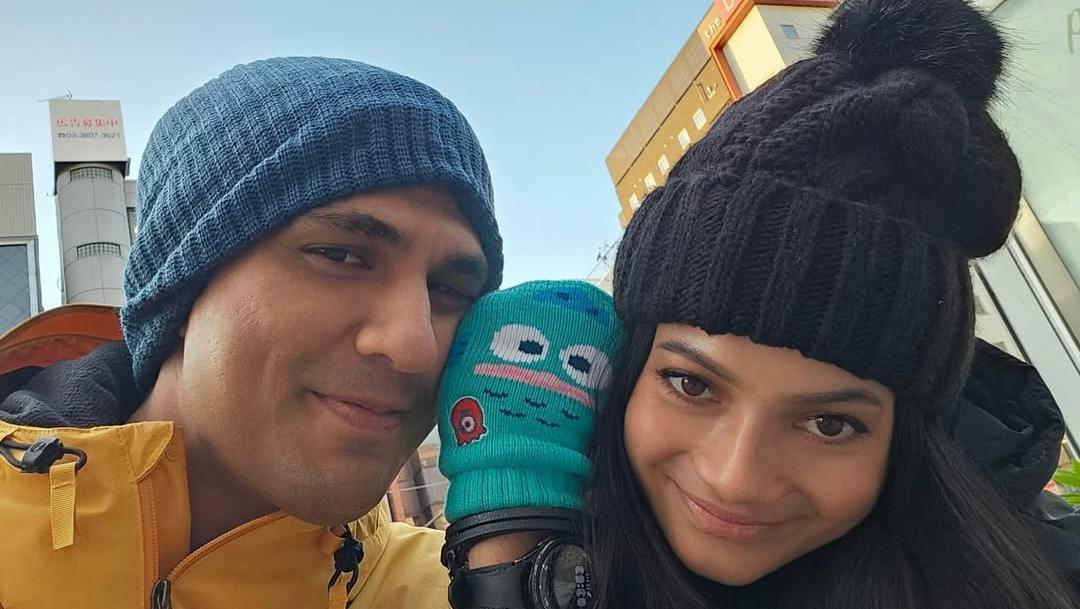 Ratu Sofya Antusias Bikin Kue Lebaran Bareng Keluarga Cornelio Sunny