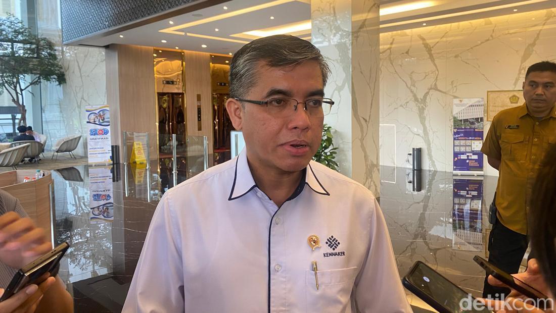Menaker Beberkan Kronologi Sritex Tutup-PHK 11.025 Buruh