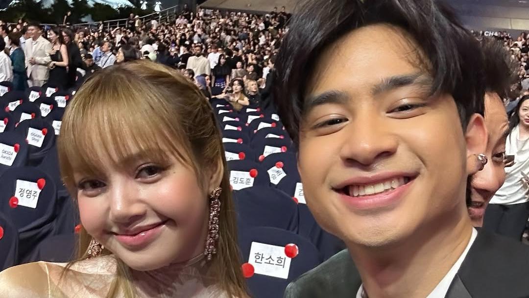 Devano Pamer Foto dengan Lisa BLACKPINK Bikin Teman Iis Dahlia Iri