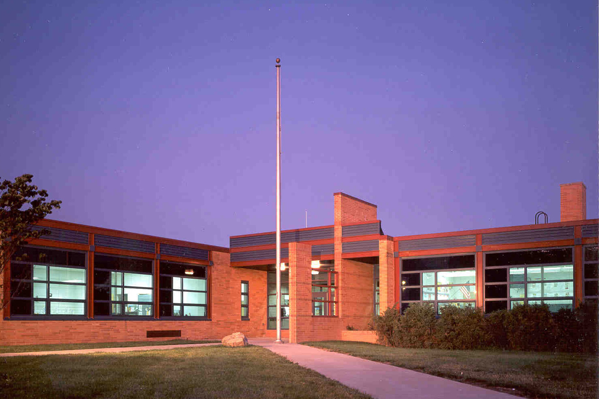 Fairview Elementary School AXIS ARCHITECTURE