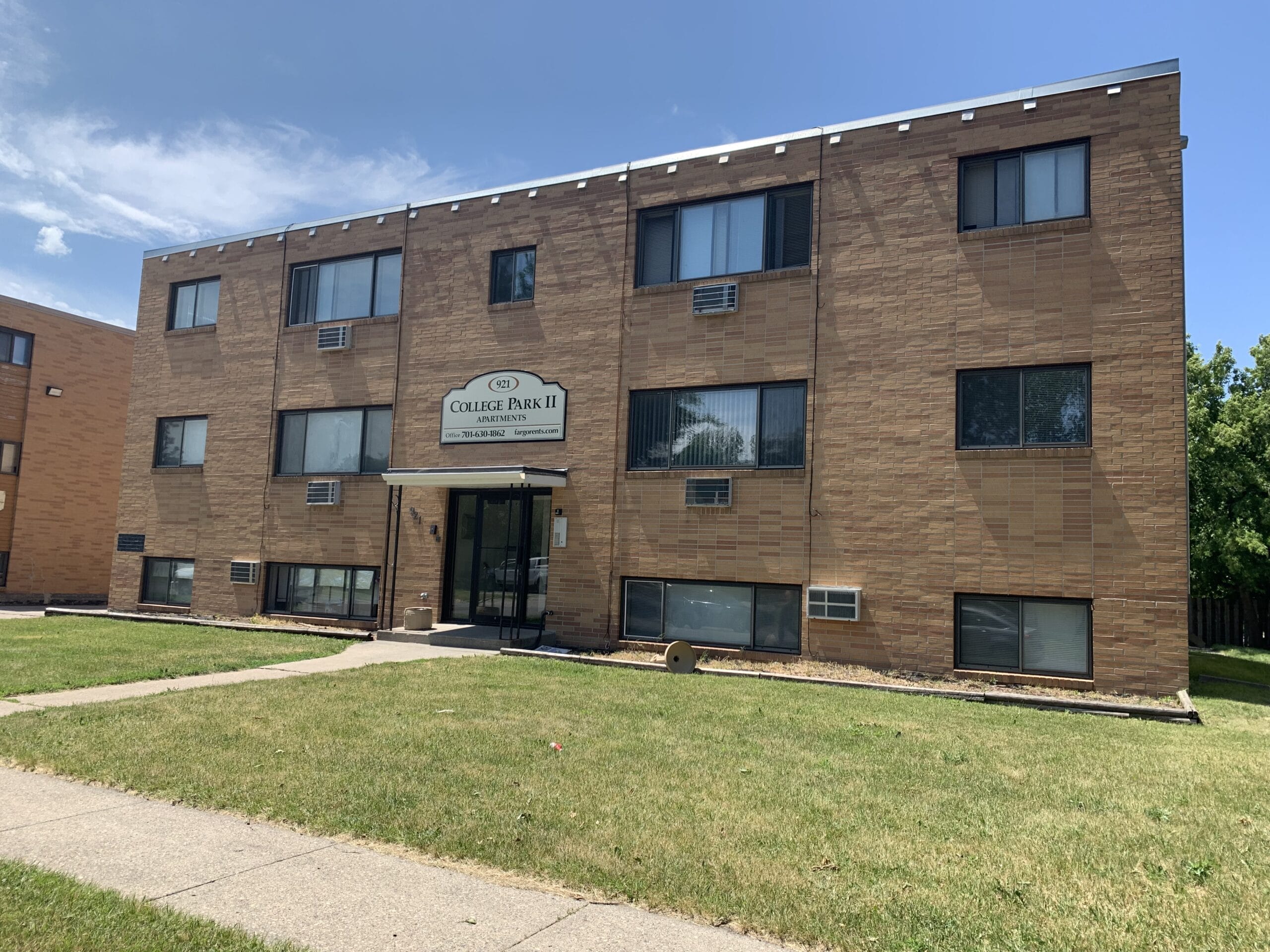 College Park II Axis Property Management