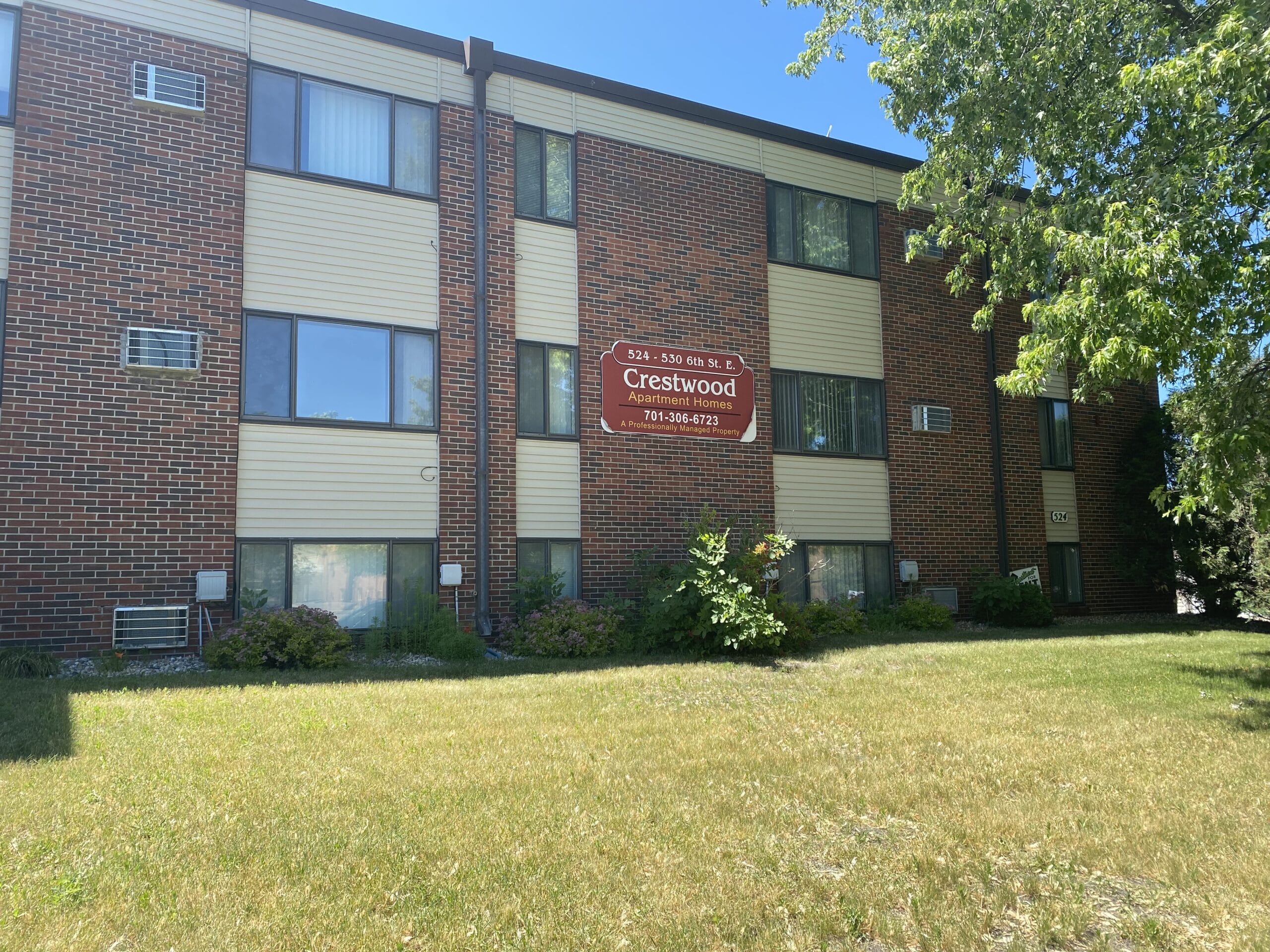 Crestwood Axis Property Management