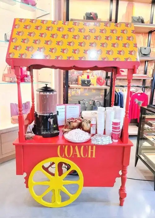 Hot Chocolate Cart Hire Aylin Sweets