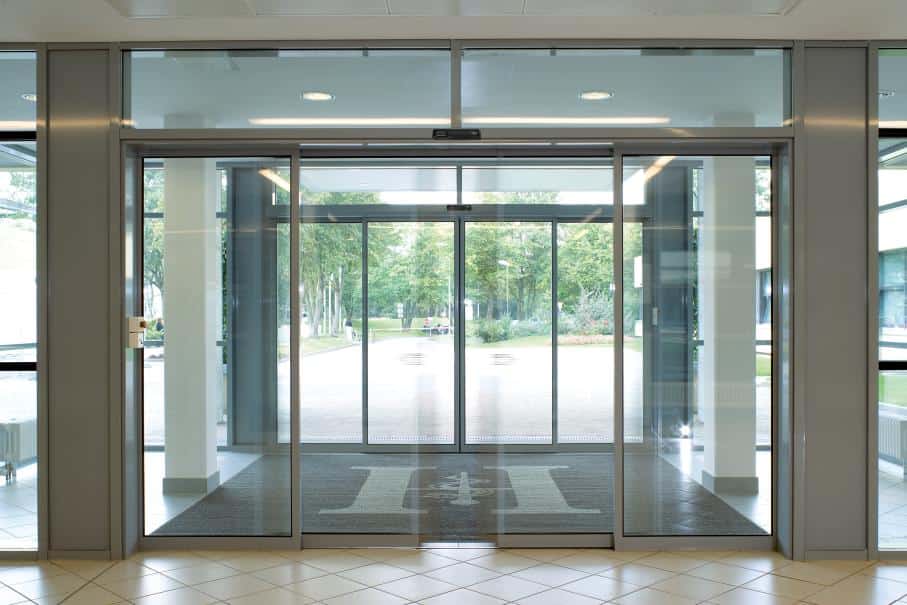 How to choose the automatic sensor door