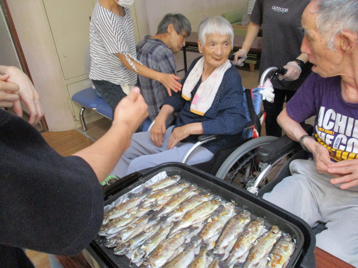 魚つかみ 社会福祉法人 あゆみの家 大垣市・垂井町の障害福祉サービス施設