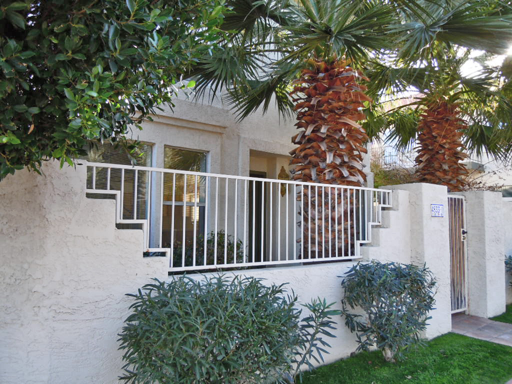 Pointe South Mountain Townhouse Architecture in