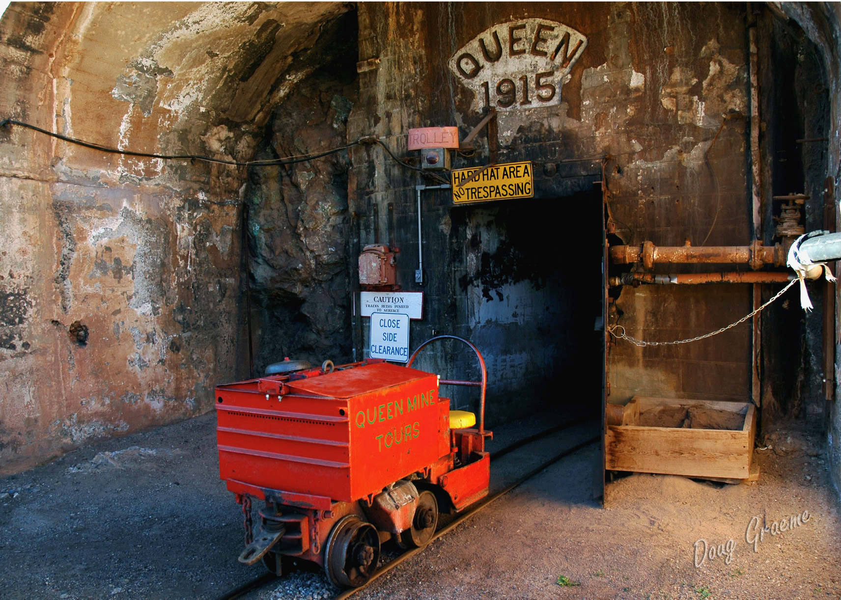 » Downtown Bisbee Brings History and Culture