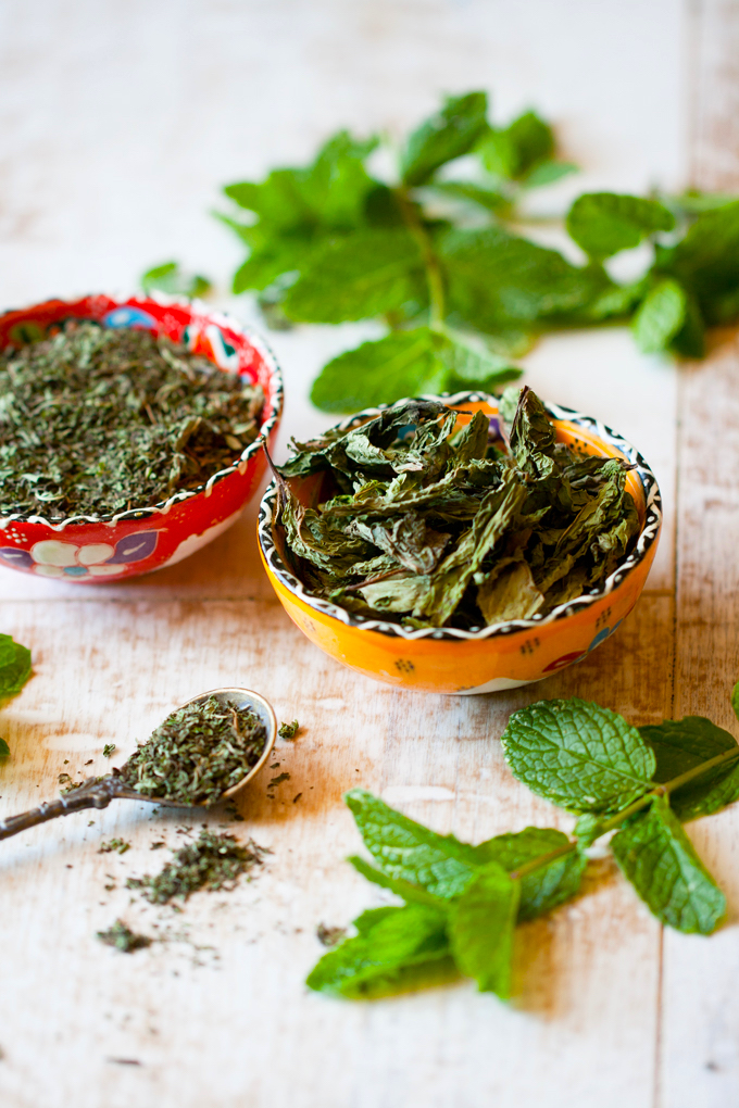 How to Dry Mint Leaves AZ Cookbook