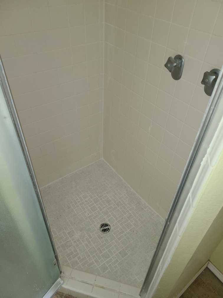 Caulking AZ Grout Busters