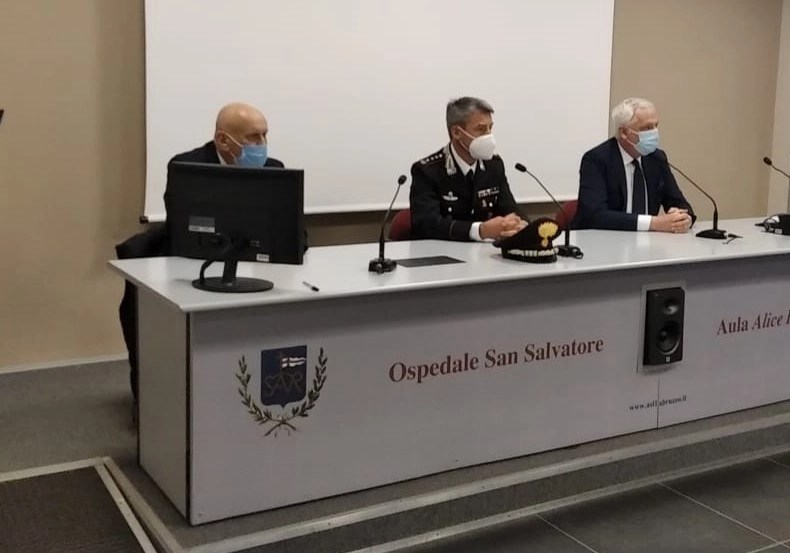 L'Aquila, prenotazione vaccini sinergia CarabinieriAsl per agevolare