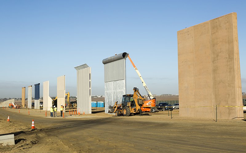 Bill to ease private border wall construction advances