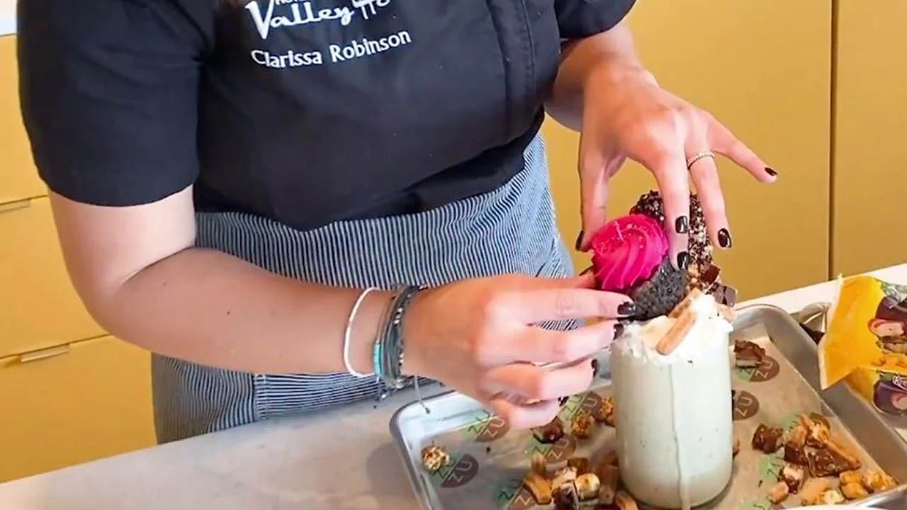 'Home Cooking' Hotel Valley Ho Arizona PBS