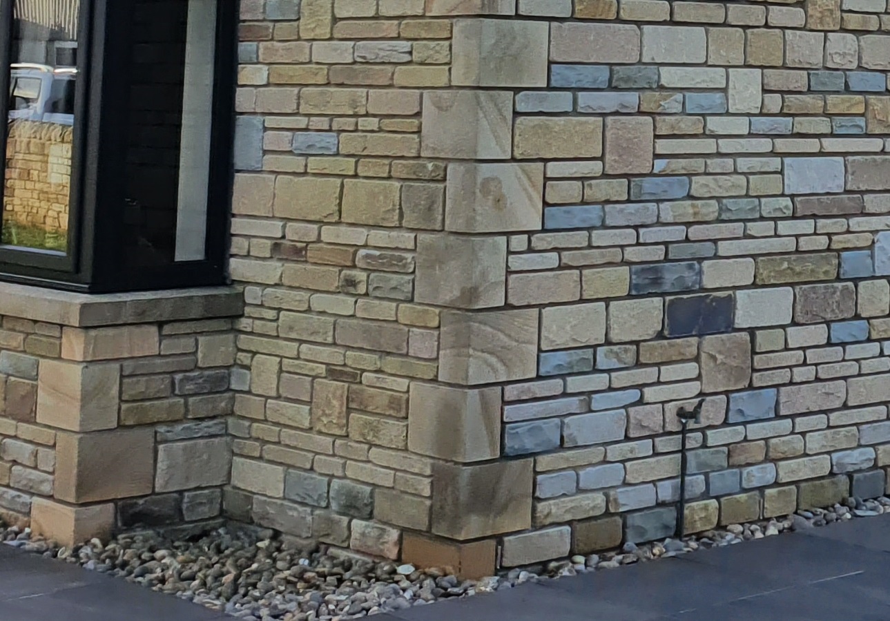 New Sandstone Quoins Aztec Stone