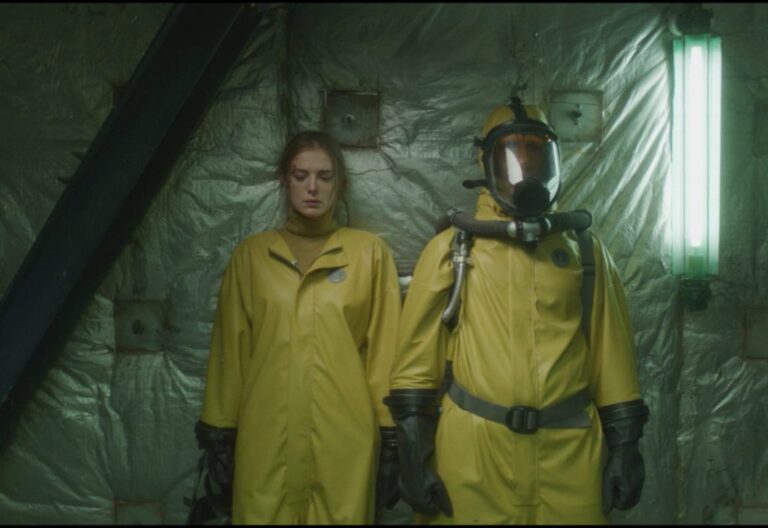 Reseña de la Película Superdeep de Shudder Aztechin