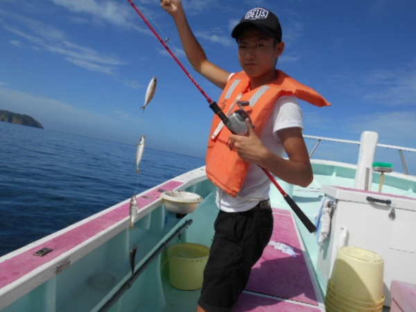 ファミリー船 東丸 あずままる｜内房 保田港の船宿・釣船【乗合・仕立】