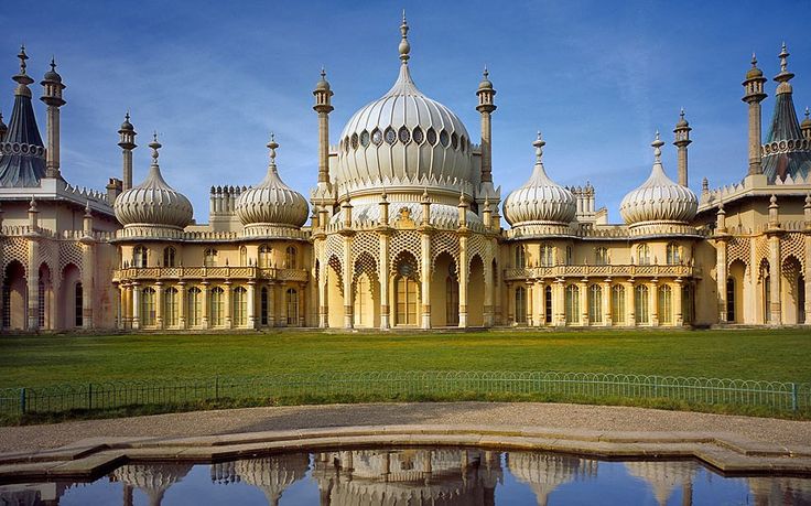 Buying Property in the UK by foreigners Azur Integrated