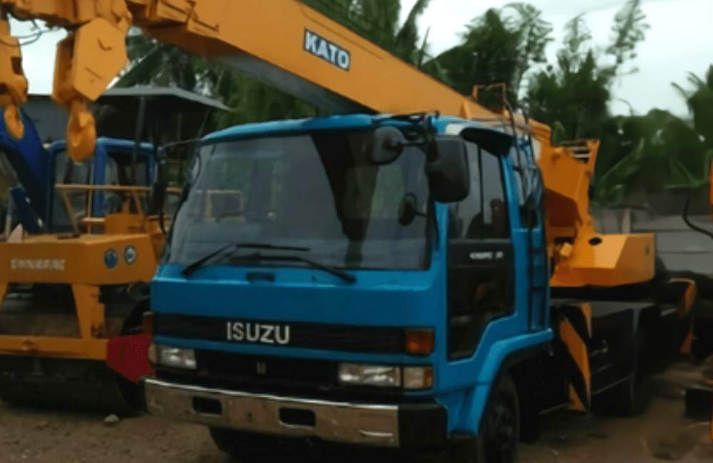 Sewa Mobile Crane 100 Ton Sewa mobile crane 081380796922