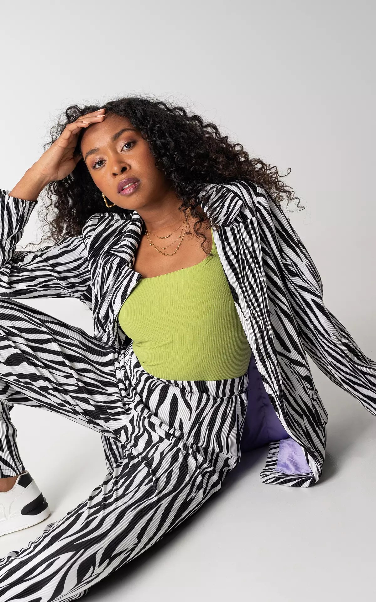 Pleated blazer with shoulder pads Guts & Gusto