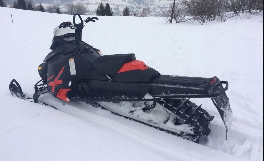 Skuter sniezny SKI DOO SUMMIT 800 X 146 600km 2014 7715983301