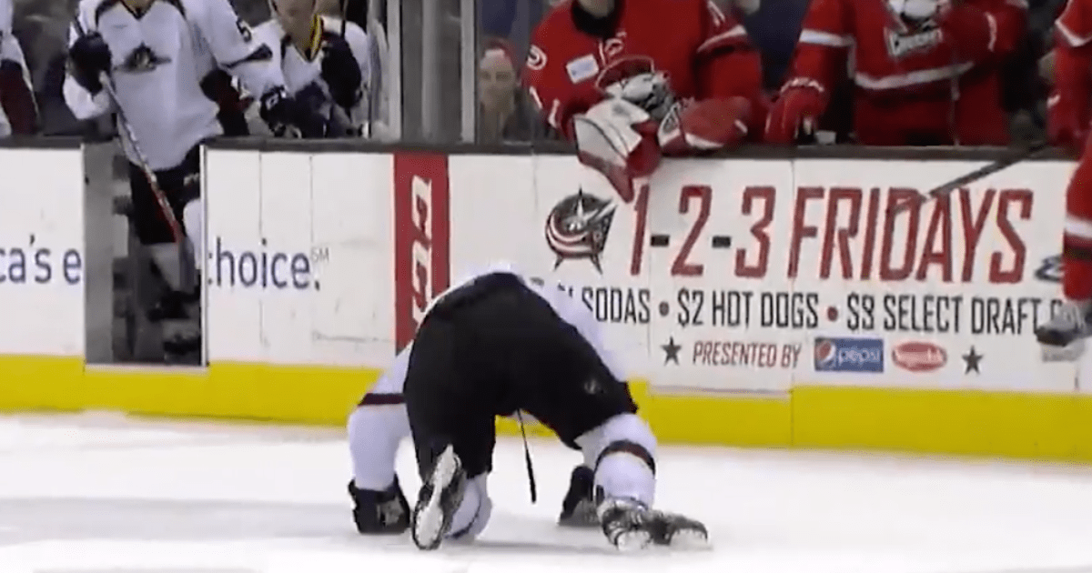 Hockey player loses skate blade, has to crawl to the bench like a baby