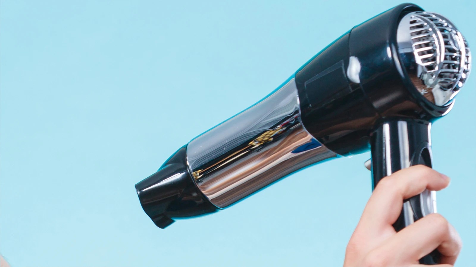 How to Keep Bathroom Mirrors from Fogging with 9 Easy Methods