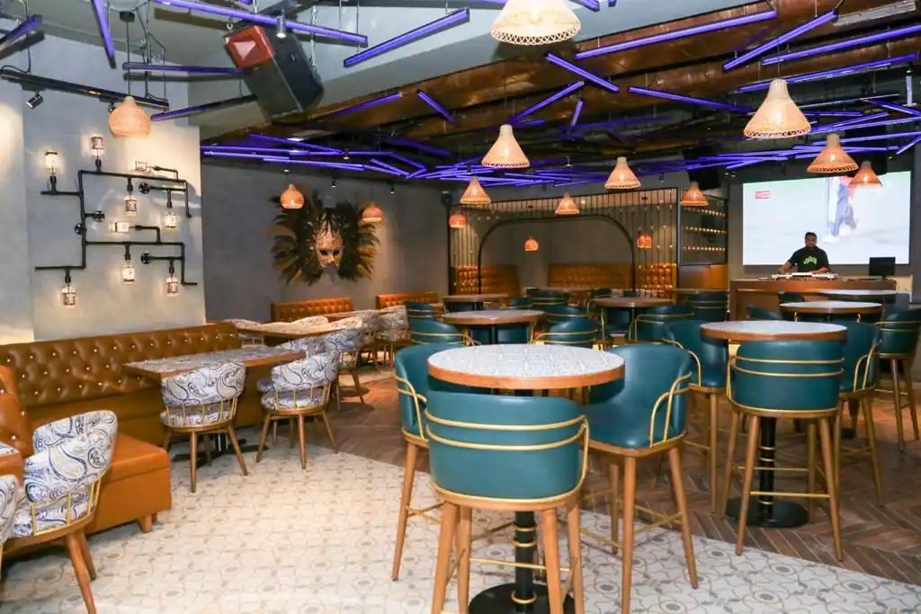 Cava Lounge Bar, Malad West, Mumbai Zomato