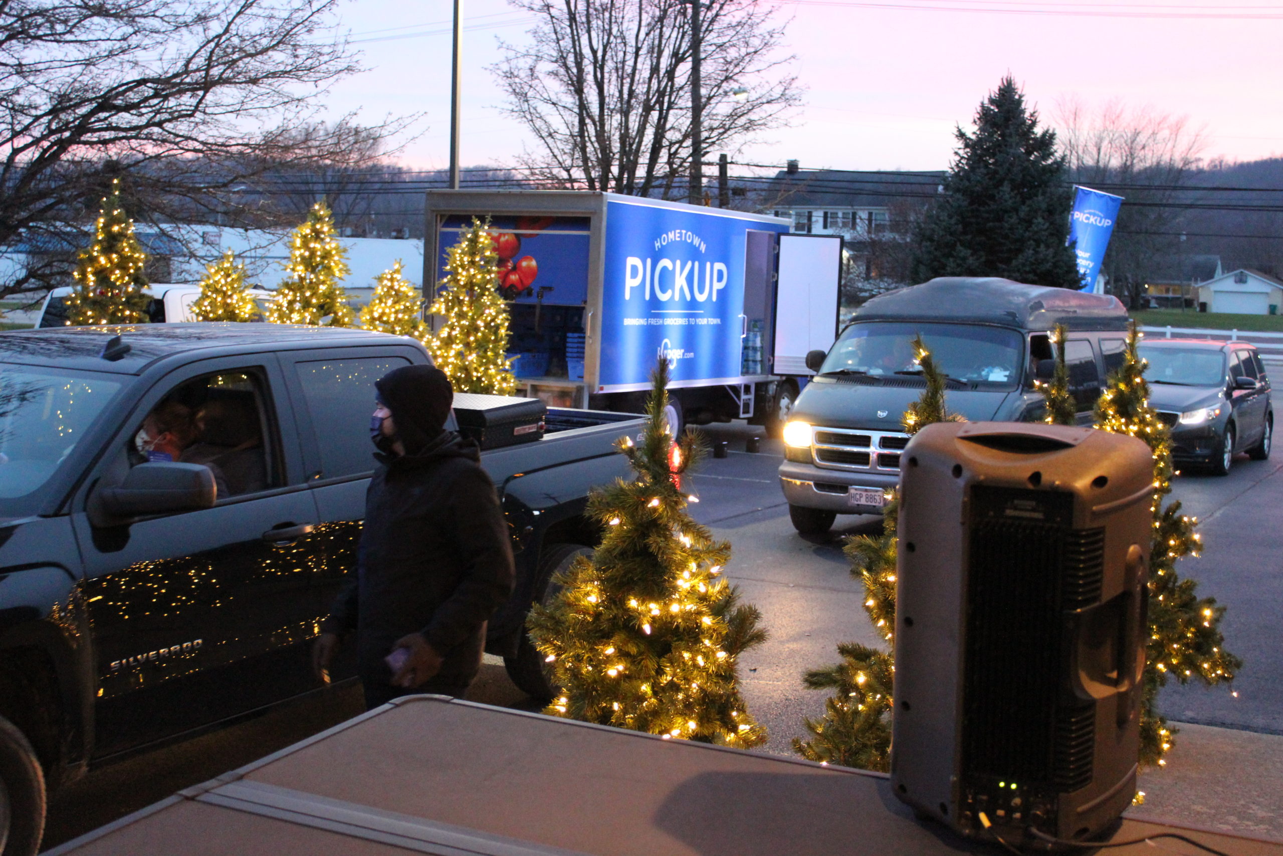 Kroger Hometown Pickup Ripley 12/18/20 B105 • WUBE 105.1FM