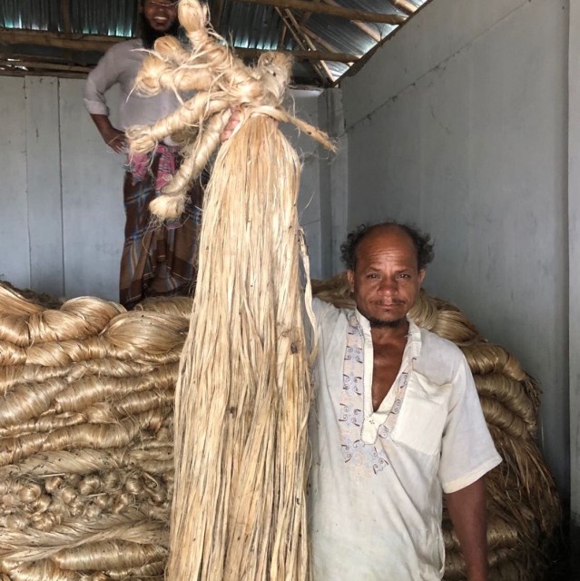 Jute Raw,Jute Yarn,Jute Bag at Best Price