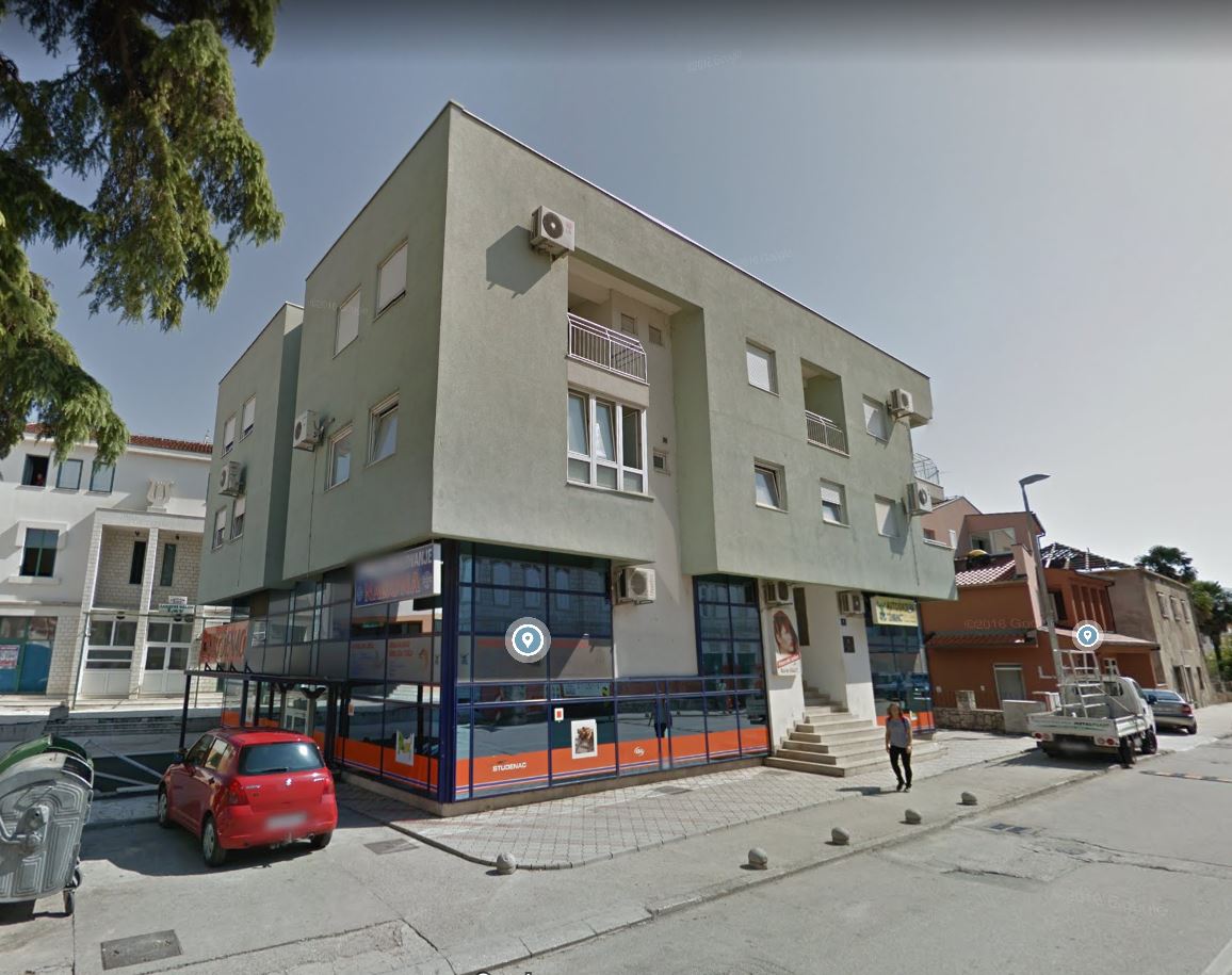 Stan Metkovic Kralja Zvonimira 5 82 00 M2 B2nekretnine