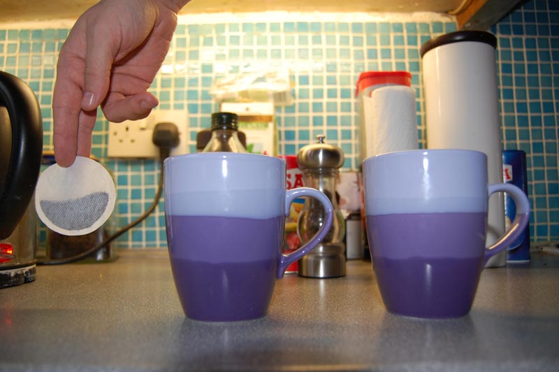 B3TA FEATURES 2 CUPS 1 BAG