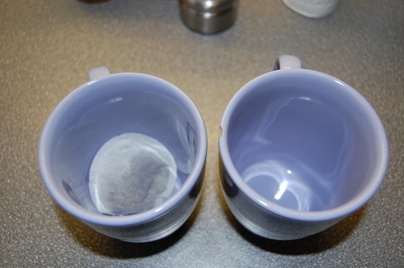 B3TA FEATURES 2 CUPS 1 BAG