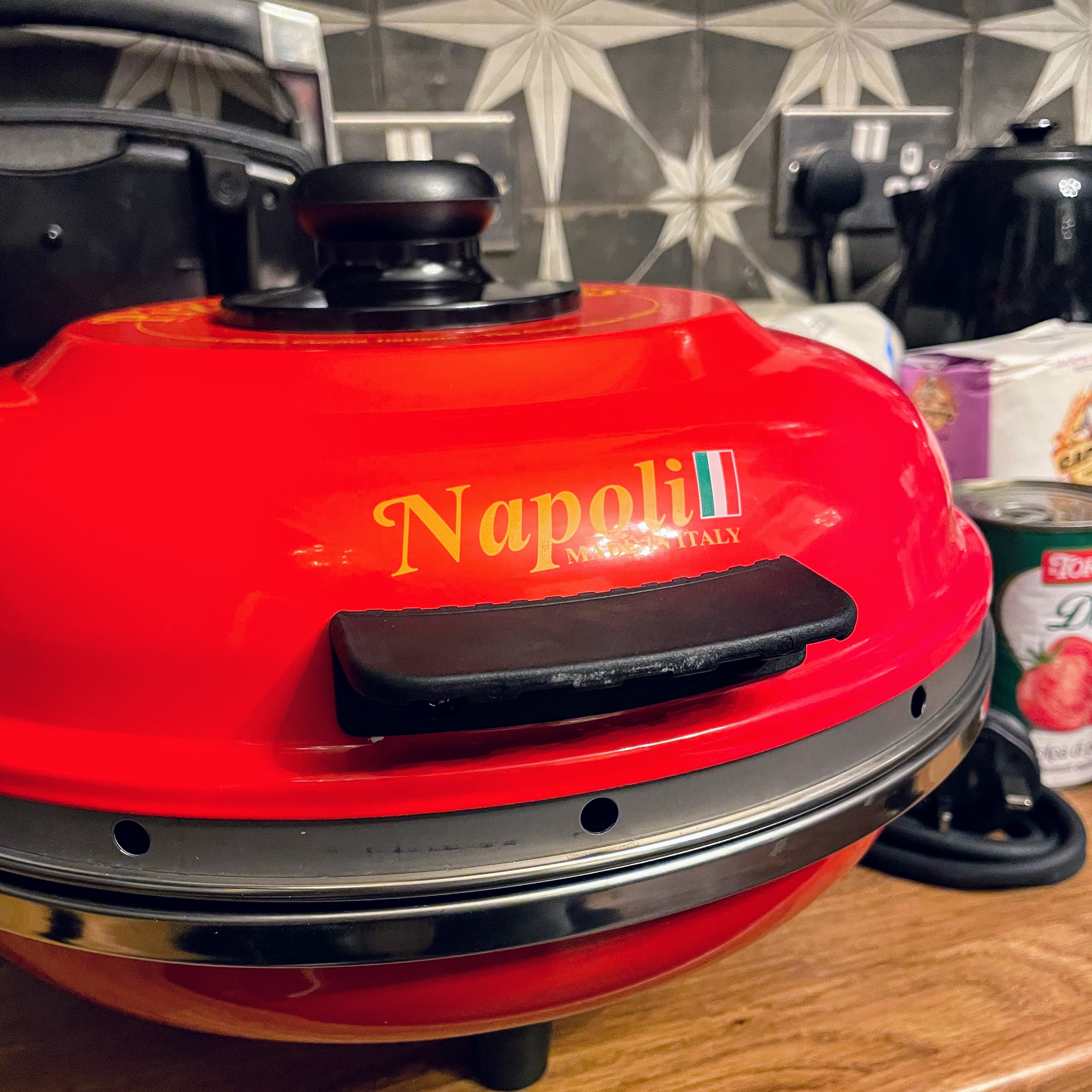 Make Wood Fired Pizza at Home with the Optima Pizza Express Napoli