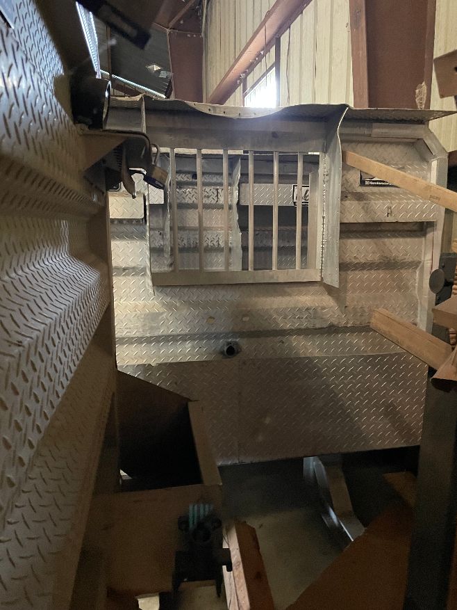 18 Wheeler Headache racks Babin Marine