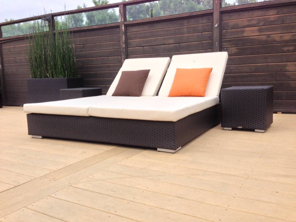 Mandarin Double Chaise Lounge Commercial Outdoor Chaise Lounge